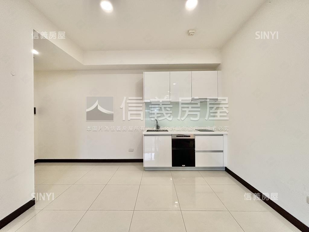 康橋｜高樓兩房平車帝王戶房屋室內格局與周邊環境