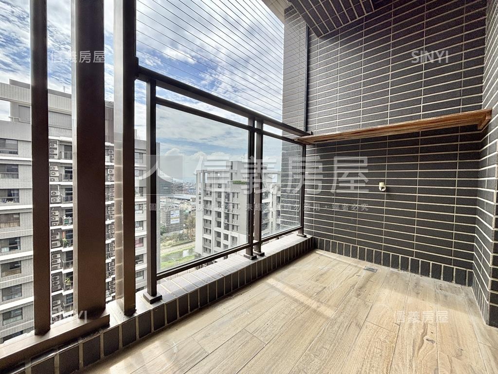 康橋｜高樓兩房平車帝王戶房屋室內格局與周邊環境