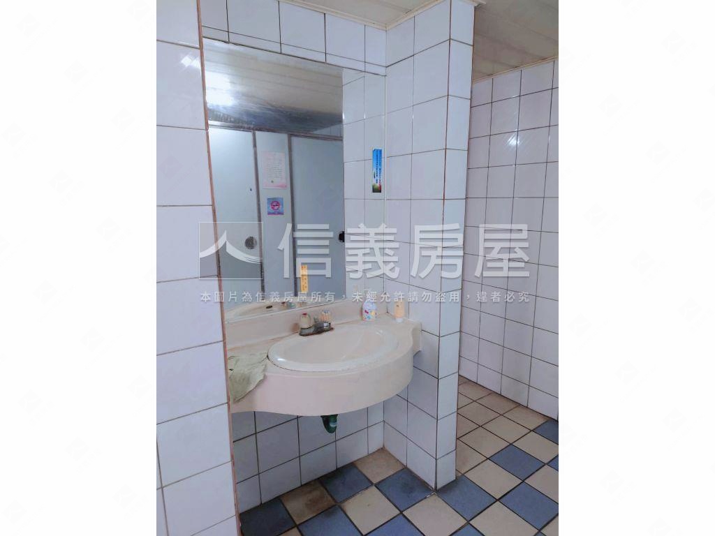 國產都心低總價高樓層商辦房屋室內格局與周邊環境