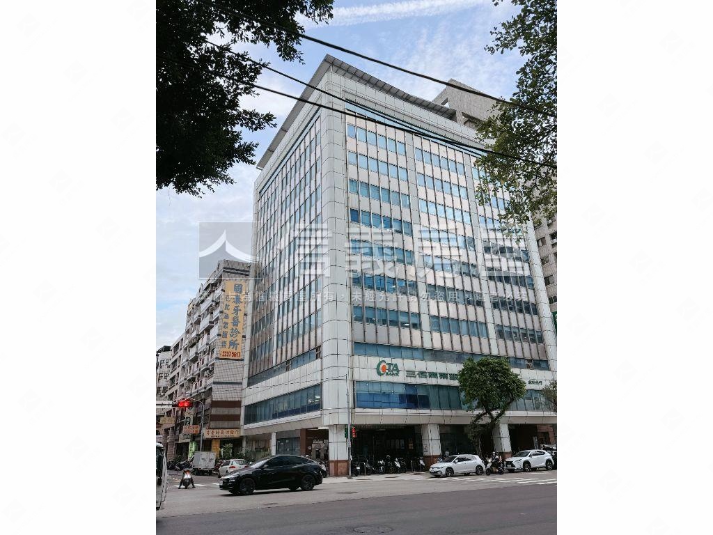 國產都心低總價高樓層商辦房屋室內格局與周邊環境