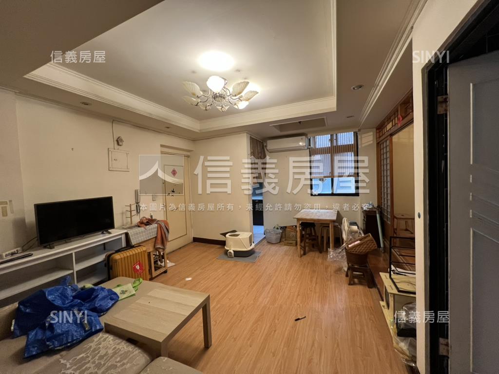興進園道近育仁國小旁美寓房屋室內格局與周邊環境