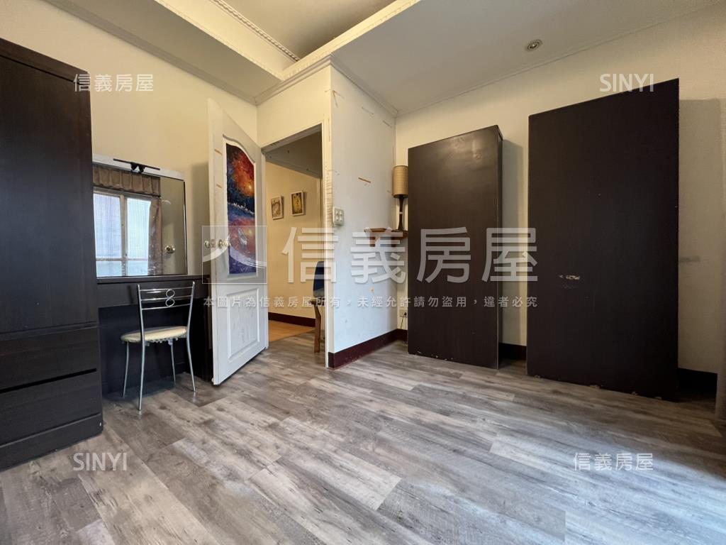 興進園道近育仁國小旁美寓房屋室內格局與周邊環境