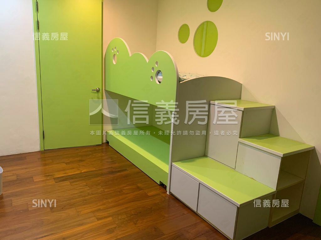 近遠百美透天房屋室內格局與周邊環境