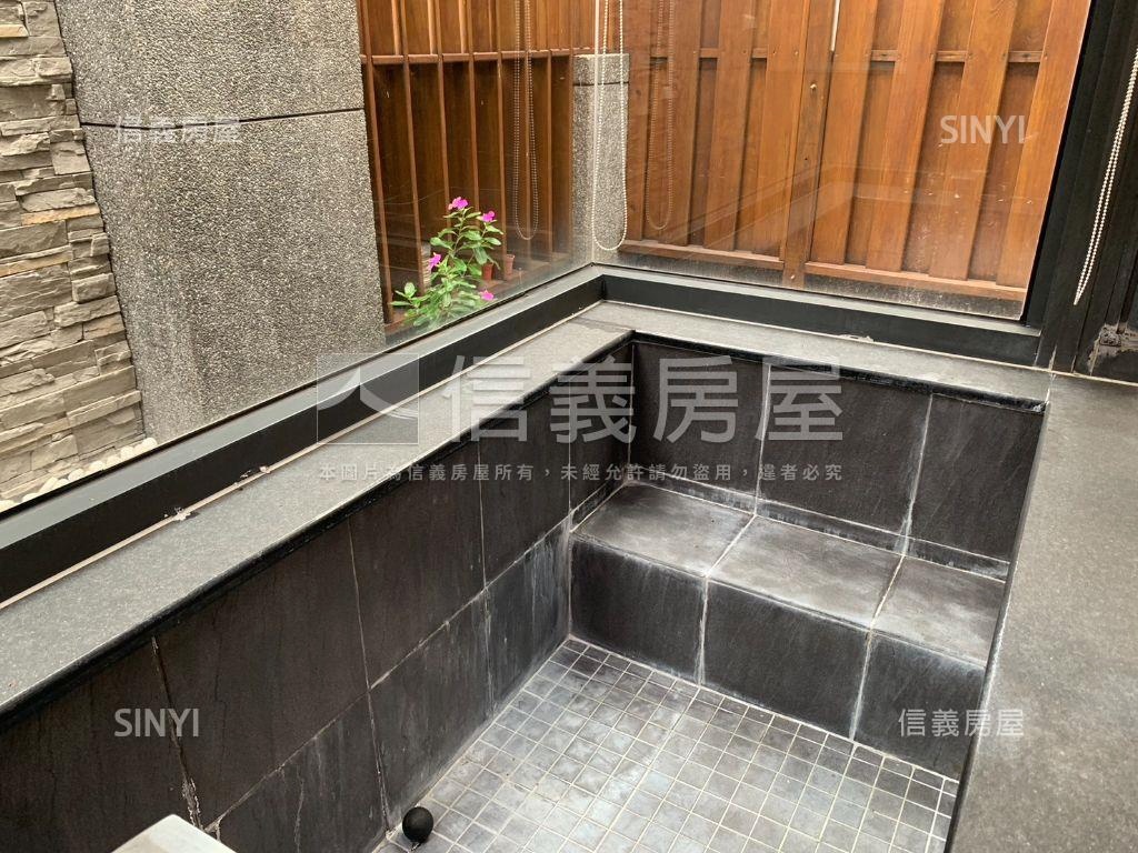 近遠百美透天房屋室內格局與周邊環境