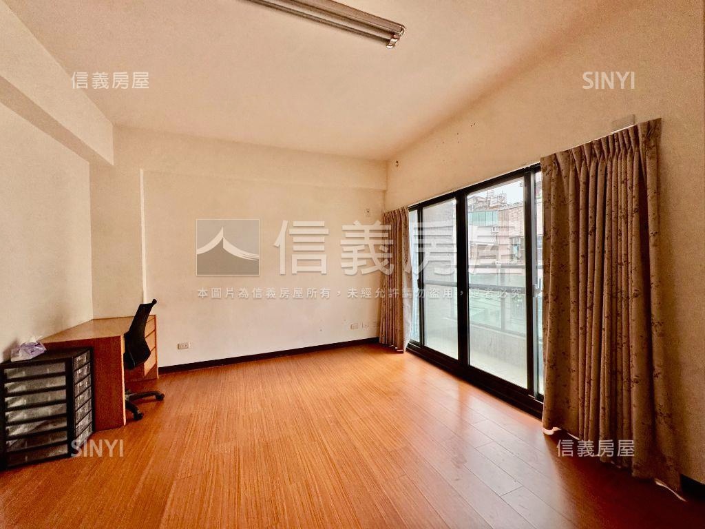 震後近大元國小美透店房屋室內格局與周邊環境