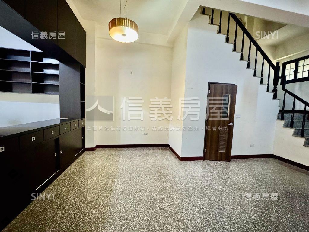 震後近大元國小美透店房屋室內格局與周邊環境