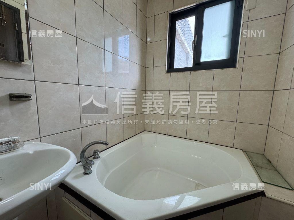 震後近大元國小美透店房屋室內格局與周邊環境