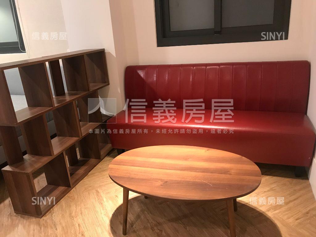 正！一中街三店面附１６套房屋室內格局與周邊環境