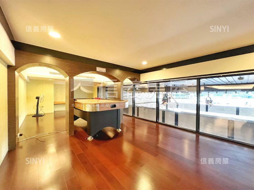 美術館精美套房房屋室內格局與周邊環境