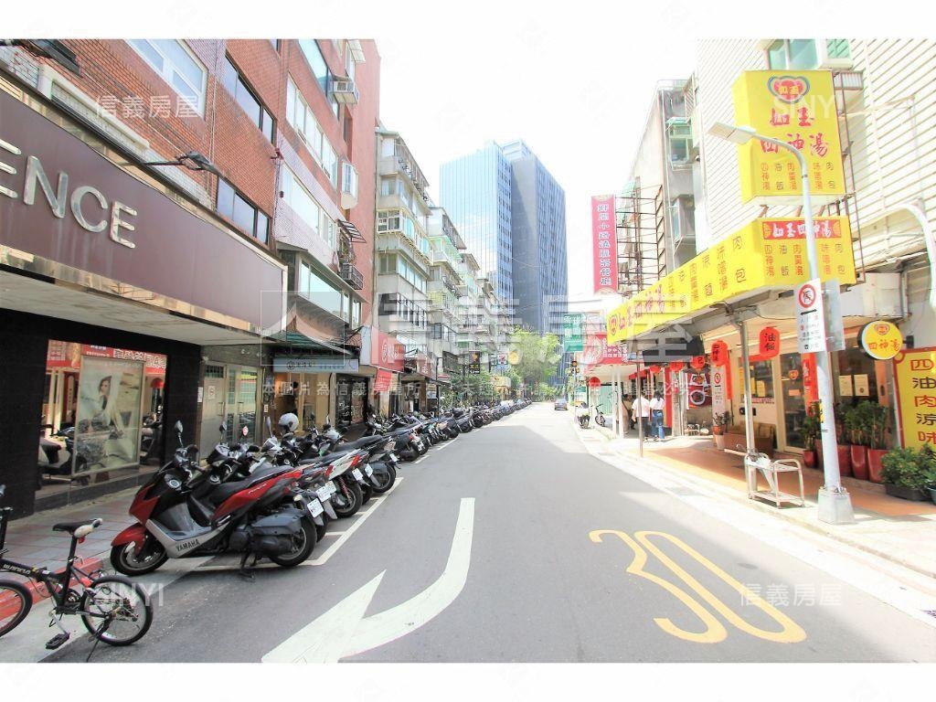敦北民生人潮金店面房屋室內格局與周邊環境