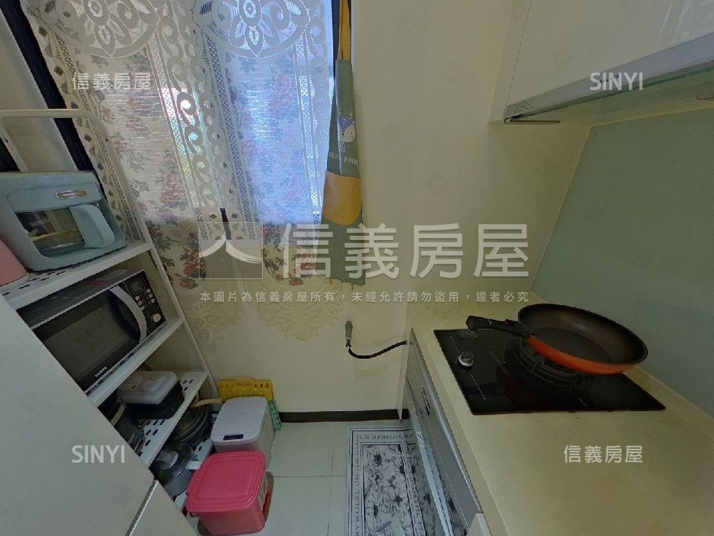 超級花園美套房坡平房屋室內格局與周邊環境