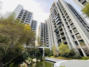 惠宇碧柳高樓美景盡收眼底