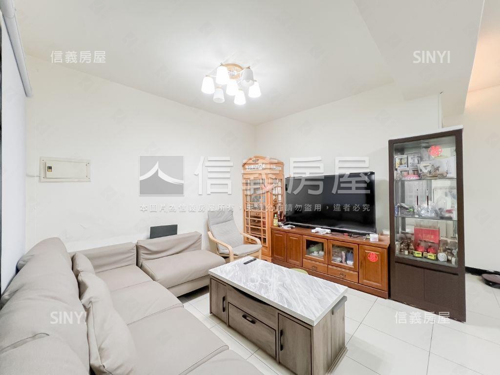 機捷旁美裝潢透天房屋室內格局與周邊環境