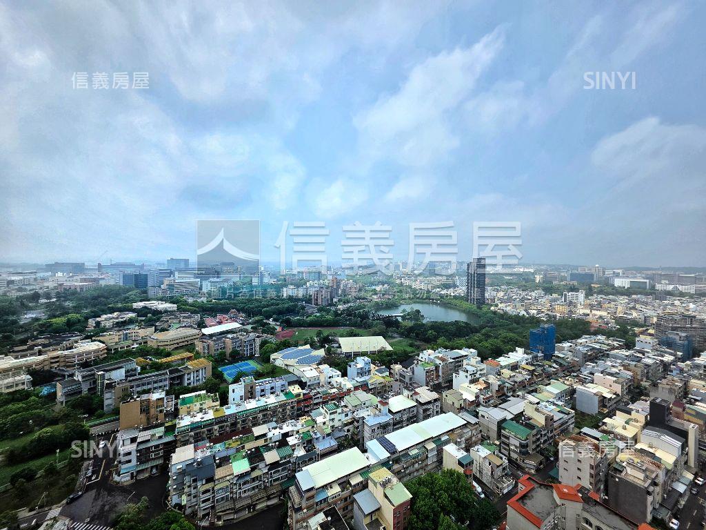 富宇擎天帝王視野戶雙車位房屋室內格局與周邊環境