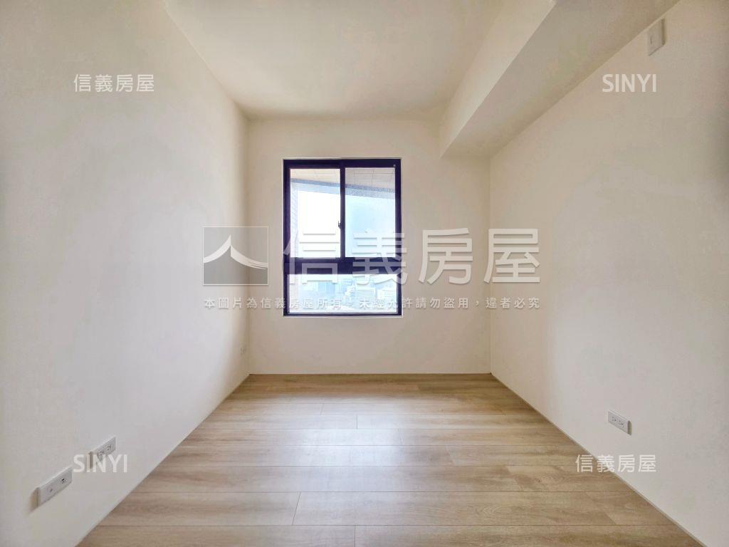 富宇擎天帝王視野戶雙車位房屋室內格局與周邊環境