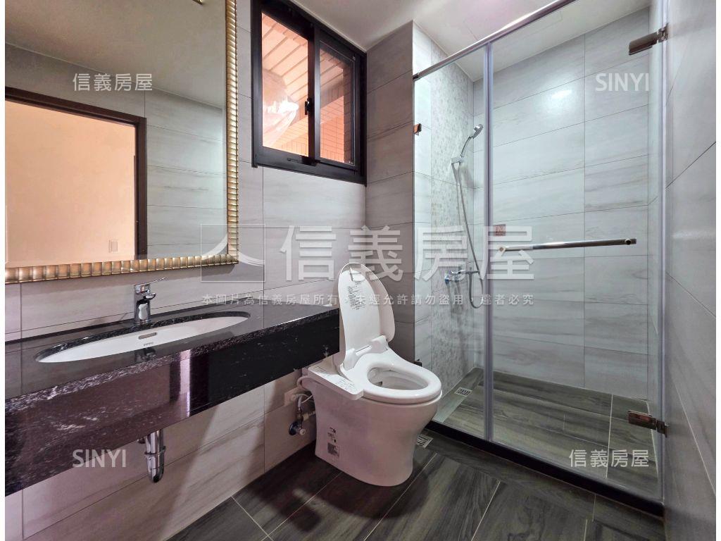 富宇擎天帝王視野戶雙車位房屋室內格局與周邊環境