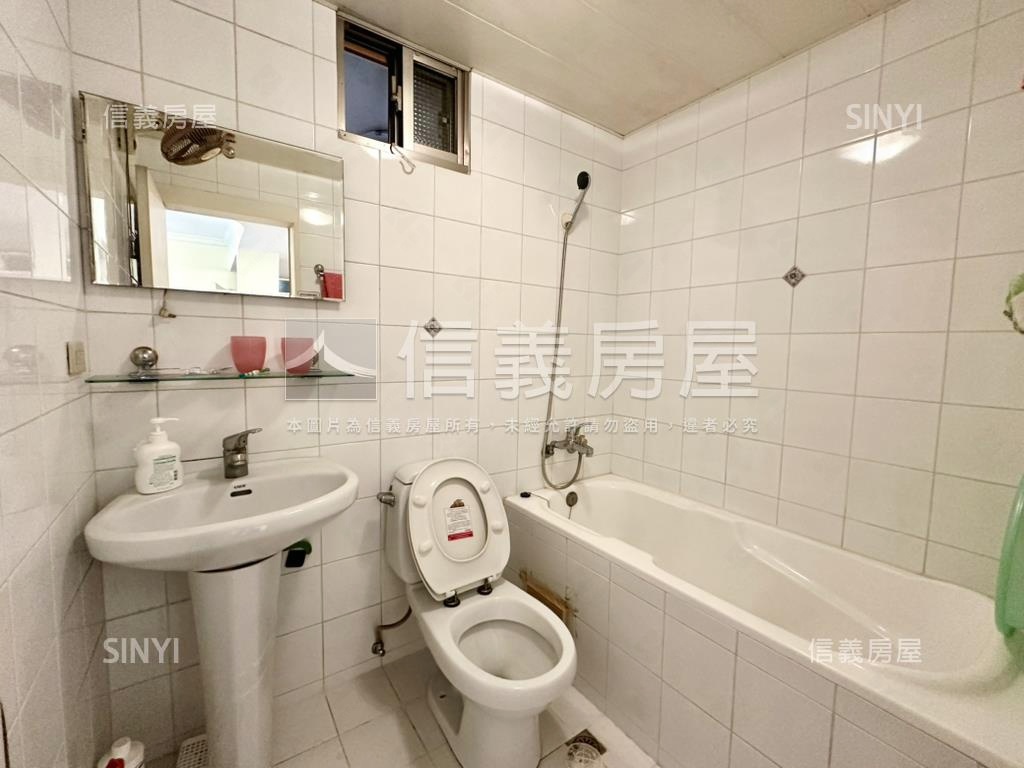金山南路靜巷三樓房屋室內格局與周邊環境
