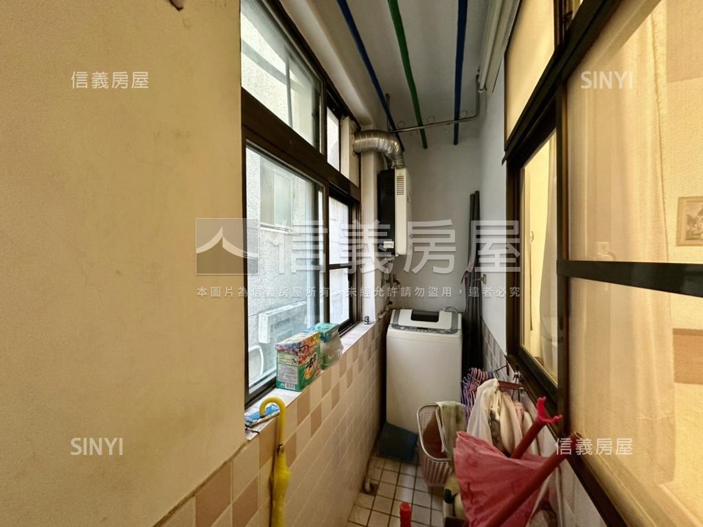 金山南路靜巷三樓房屋室內格局與周邊環境