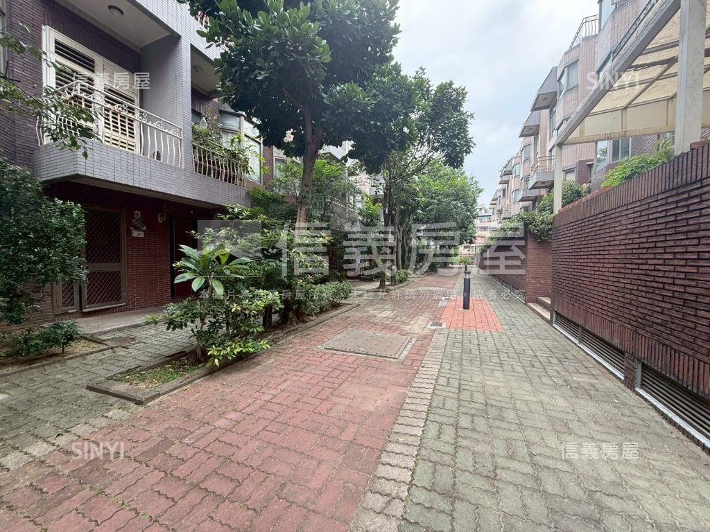 夏威夷大空間房屋室內格局與周邊環境