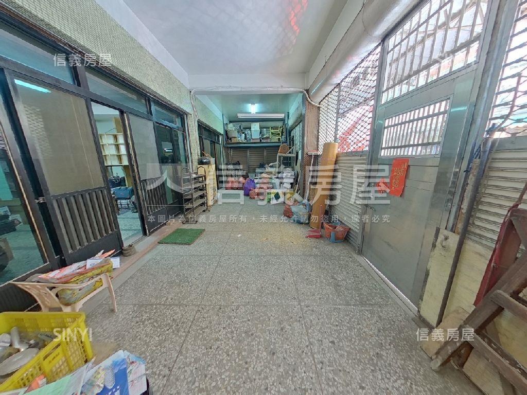 金馬路大面寬透天Ａ房屋室內格局與周邊環境