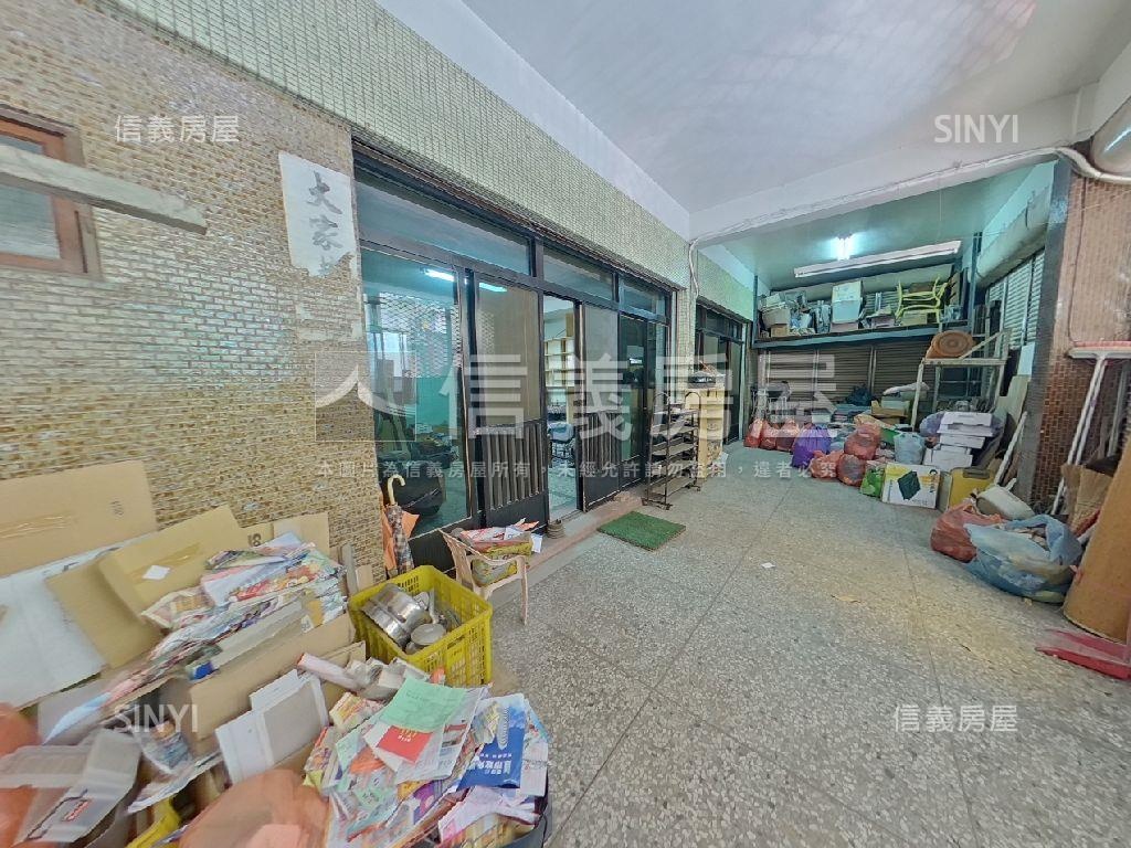 金馬路大面寬透天Ａ房屋室內格局與周邊環境