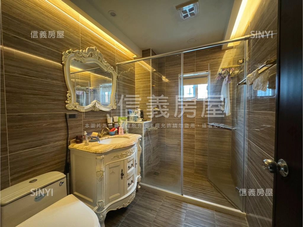 海頓精美裝潢別墅房屋室內格局與周邊環境