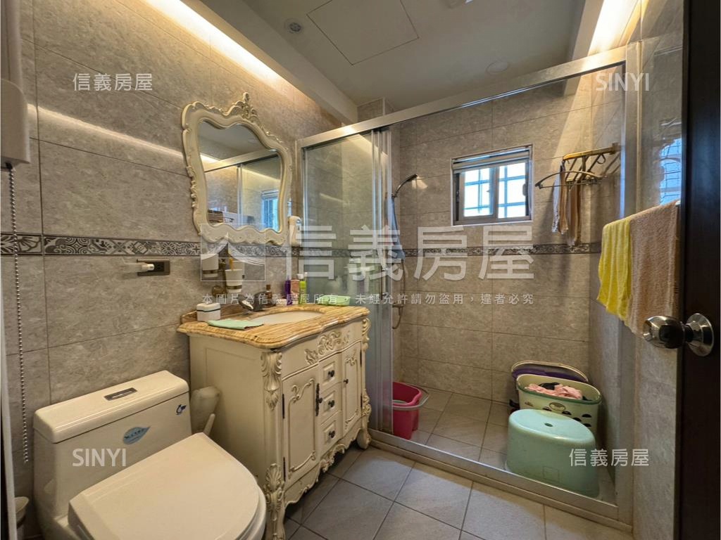 海頓精美裝潢別墅房屋室內格局與周邊環境