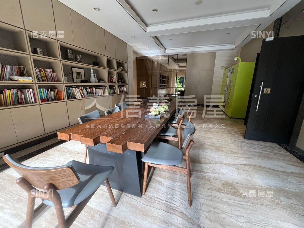 陽光ＰＡＲＫ邊間金店面房屋室內格局與周邊環境