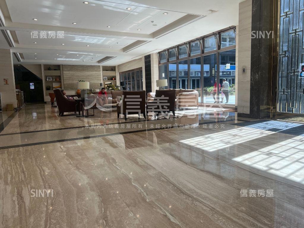 陽光ＰＡＲＫ邊間金店面房屋室內格局與周邊環境