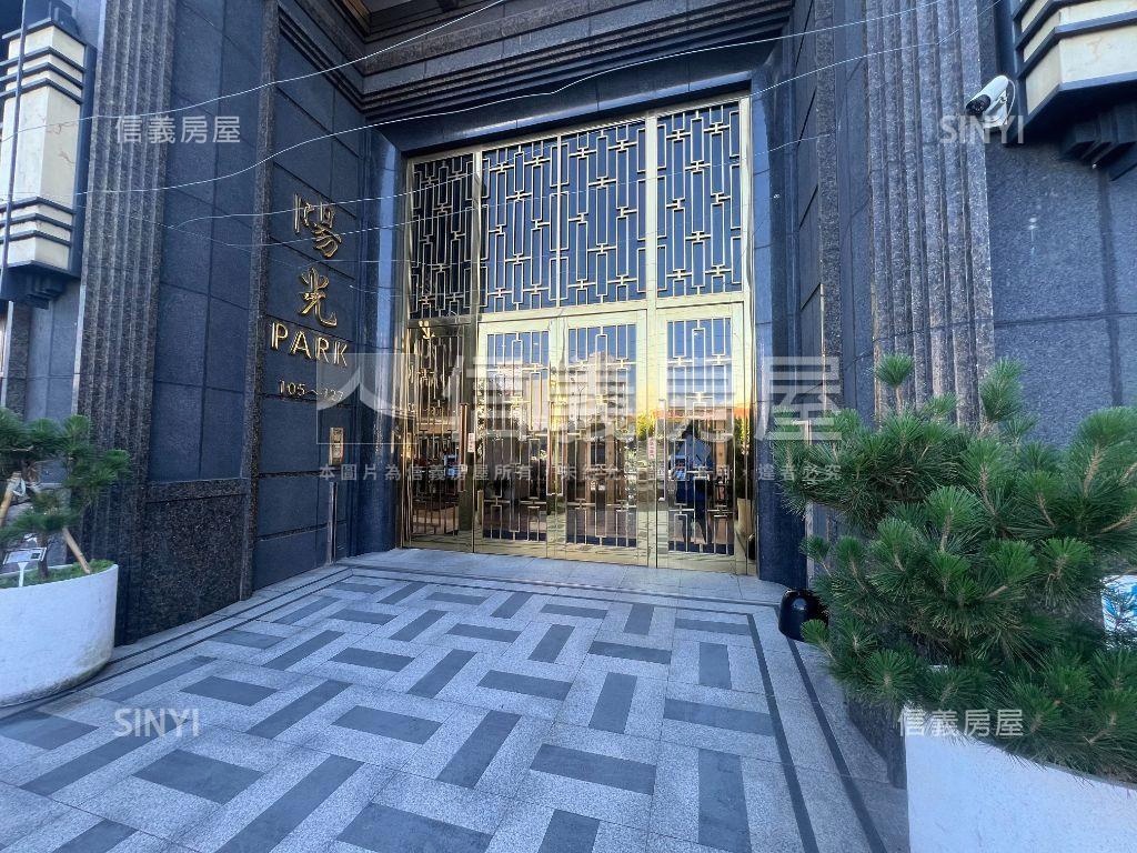 陽光ＰＡＲＫ邊間金店面房屋室內格局與周邊環境