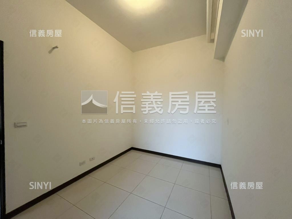 森睦兩房車位溫馨舒適加倍房屋室內格局與周邊環境