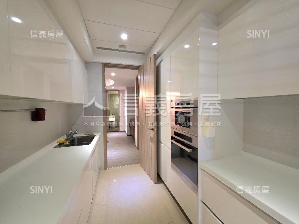 國家一號院裝潢戶房屋室內格局與周邊環境