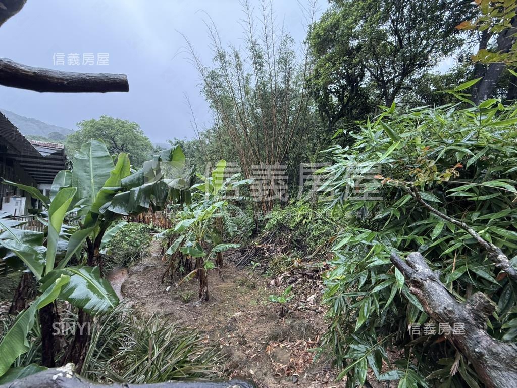 基隆七堵區千坪土地房屋室內格局與周邊環境