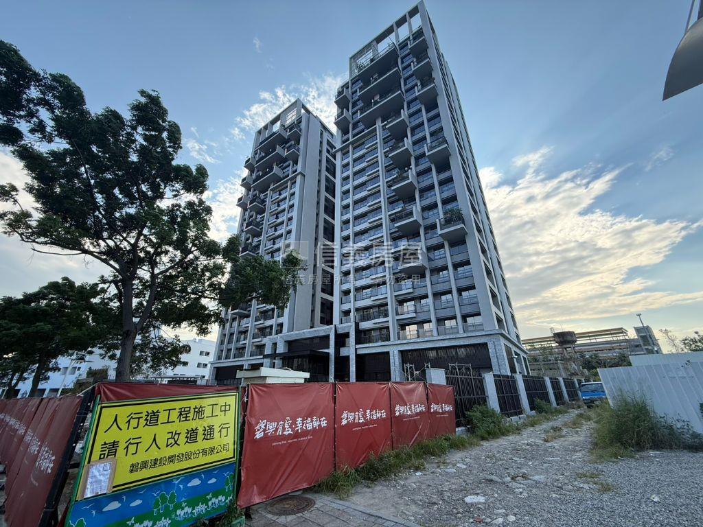 Ａ５磐興寬境３房雙車位房屋室內格局與周邊環境