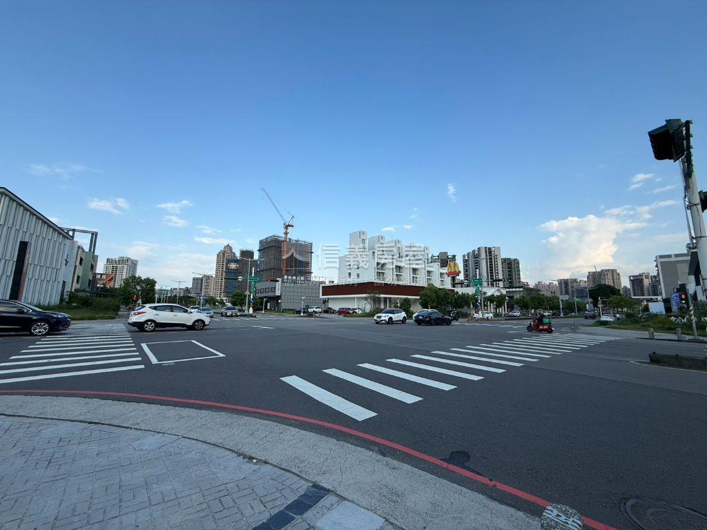 Ａ５磐興寬境３房雙車位房屋室內格局與周邊環境