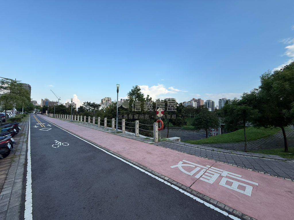 Ａ５磐興寬境３房雙車位房屋室內格局與周邊環境