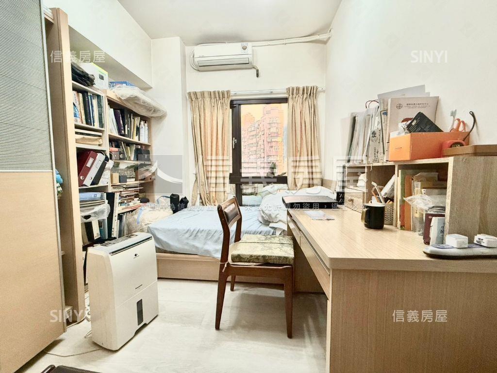 經典★台北爵士４房車位房屋室內格局與周邊環境