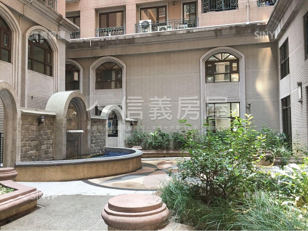 經典★台北爵士４房車位房屋室內格局與周邊環境