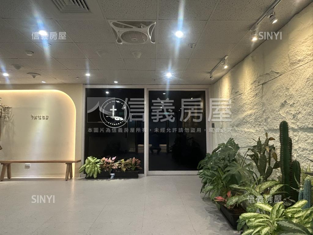 ★信義雲頂辦公★２房屋室內格局與周邊環境