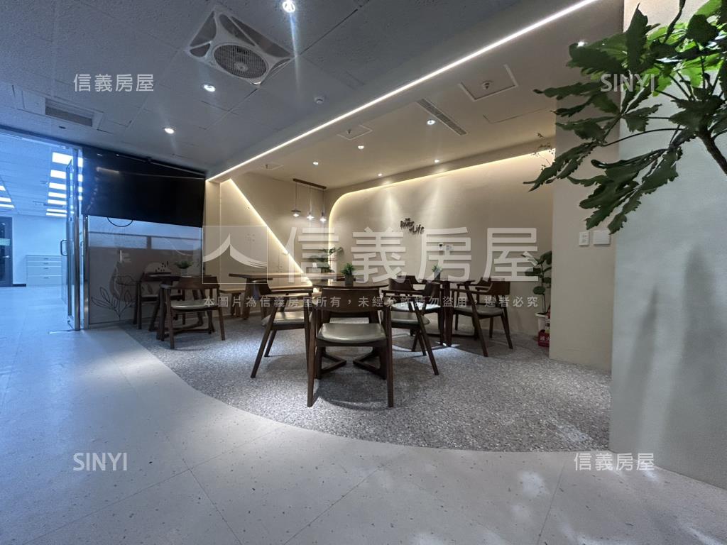 ★信義雲頂辦公★２房屋室內格局與周邊環境