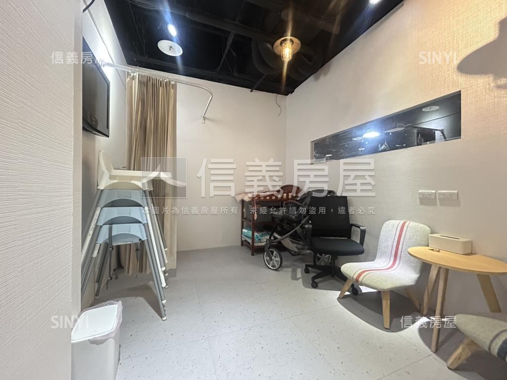 ★信義雲頂辦公★２房屋室內格局與周邊環境