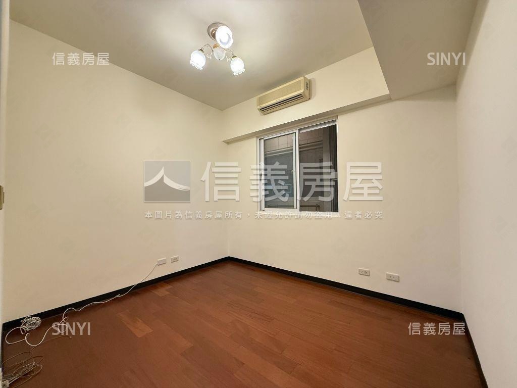 早安校園四房車位房屋室內格局與周邊環境