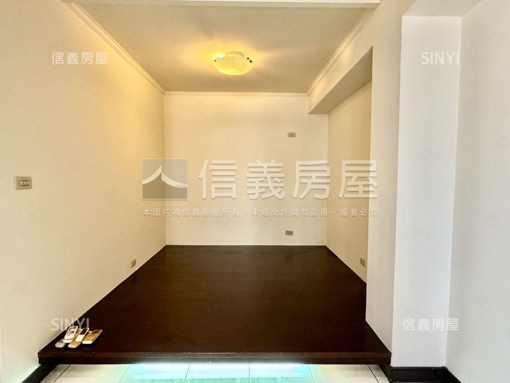 近中醫高樓戶永興盛世３房房屋室內格局與周邊環境