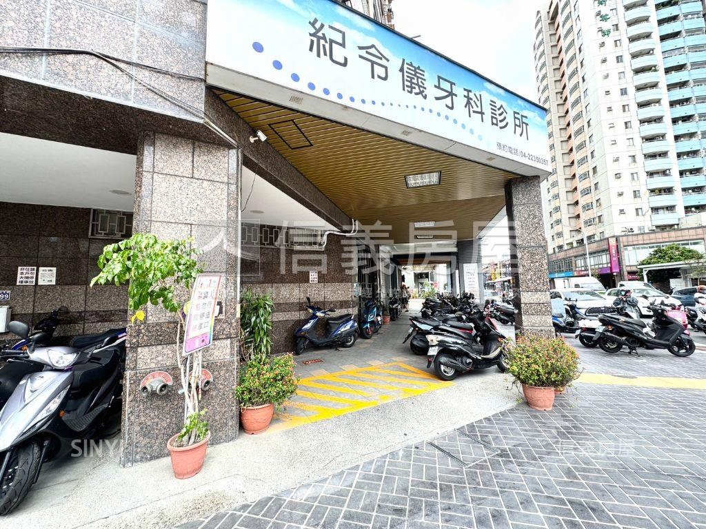 近中醫高樓戶永興盛世３房房屋室內格局與周邊環境