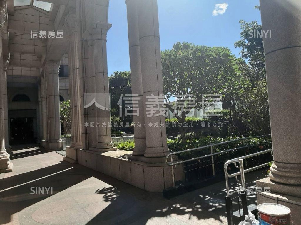 帝品苑時尚大四房房屋室內格局與周邊環境