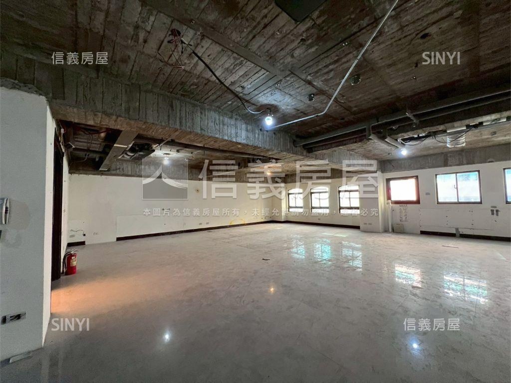 新竹市中心商二地整棟辦公房屋室內格局與周邊環境