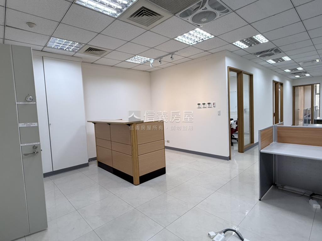 南港核心Ｔ１台灣企業總部房屋室內格局與周邊環境