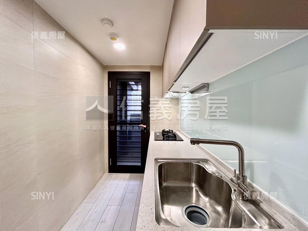 明新兩房兩衛浴！稀有釋出房屋室內格局與周邊環境