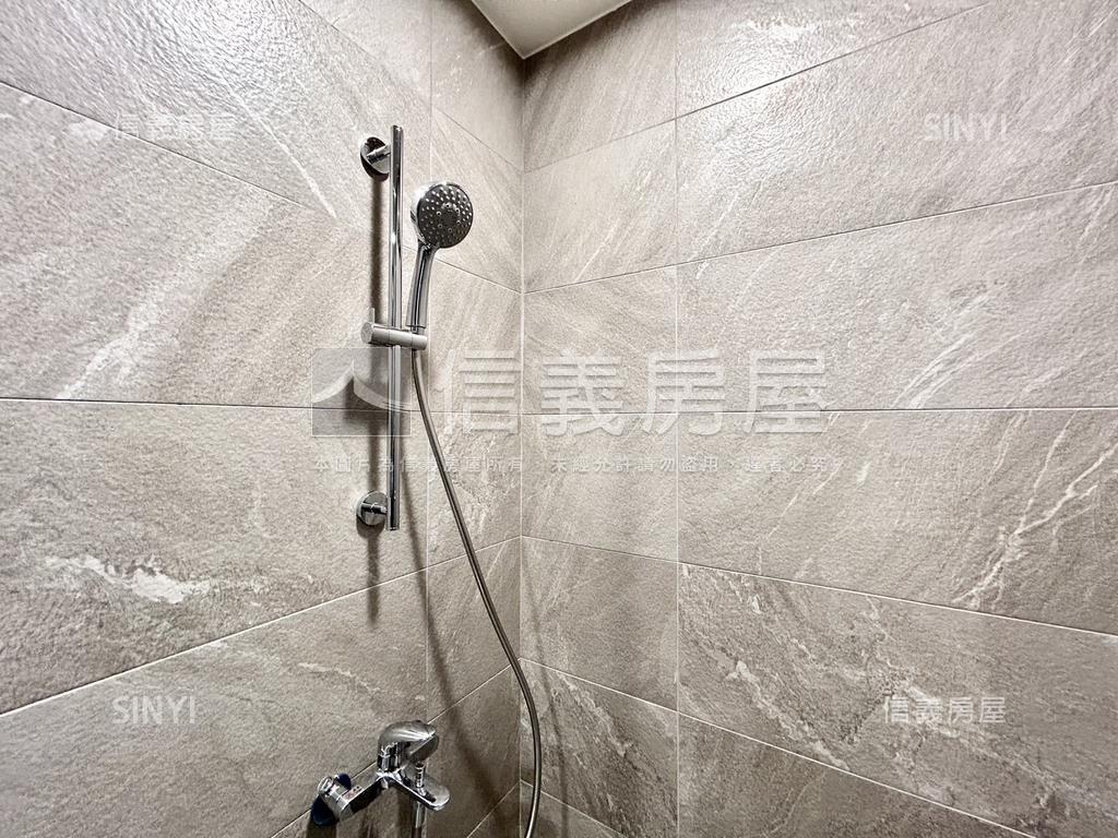 明新兩房兩衛浴！稀有釋出房屋室內格局與周邊環境