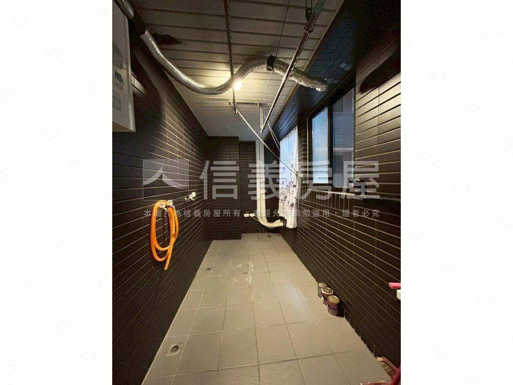 聯上世紀發財三房車位房屋室內格局與周邊環境